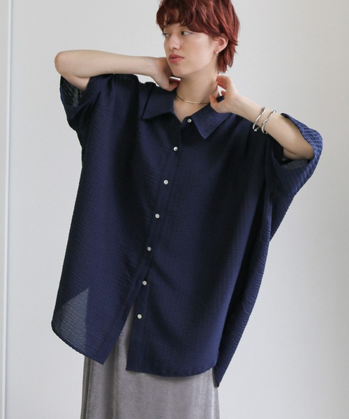 select MOCA（セレクトモカ）の「ルーズシルエットワイドスリーブシャツ（シャツ/ブラウス・レディース・グレイッシュブルー/アイボリー/ブラック/ネイビー・FREE）」の3枚目の写真