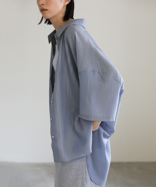 select MOCA（セレクトモカ）の「ルーズシルエットワイドスリーブシャツ（シャツ/ブラウス・レディース・グレイッシュブルー/アイボリー/ブラック/ネイビー・FREE）」の20枚目の写真