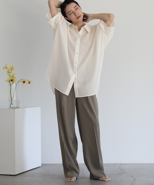 select MOCA（セレクトモカ）の「ルーズシルエットワイドスリーブシャツ（シャツ/ブラウス・レディース・グレイッシュブルー/アイボリー/ブラック/ネイビー・FREE）」の18枚目の写真