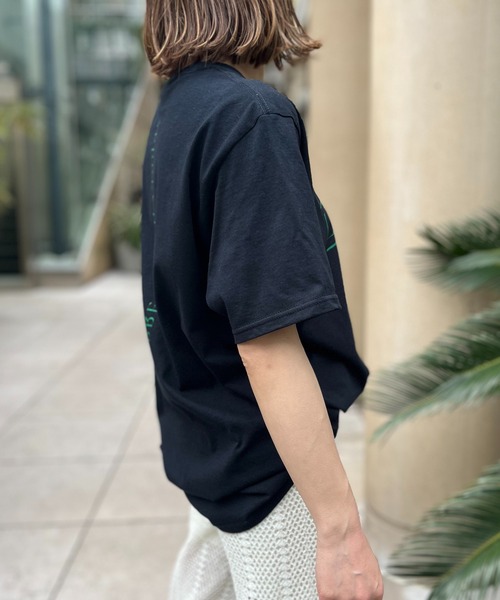 mi via loca（ミヴィアロカ）の「FRUIT OF THE LOOM フレンチロゴ半袖Tシャツ 【MVL004 ※2A】（Tシャツ/カットソー・レディース・オフホワイト/ホワイト系その他/ブラック/ナチュラル・X-LARGE/LARGE）」の12枚目の写真