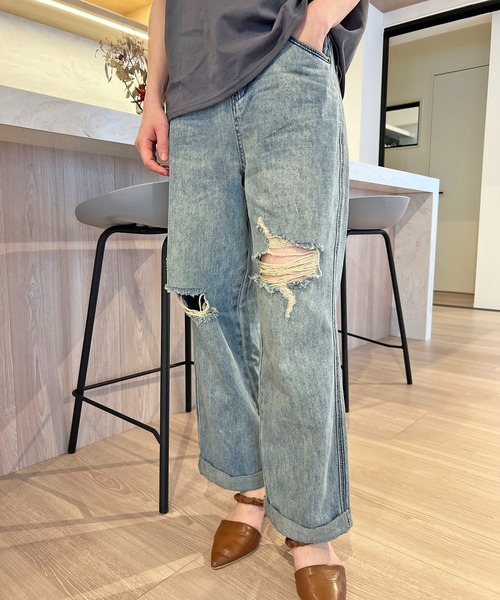 Jewelobe(ジュエローブ)の「ワイドクロップドダメージデニムパンツ(デニムパンツ・レディース・ブルー・S/M)」の17枚目の写真