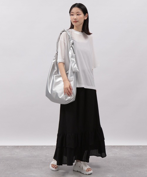 LAKOLE（ラコレ）の「フェイクレザーワンノットハンドルショルダーバッグ / 907772（ショルダーバッグ・レディース・シルバー/ブラック/サンドグレー・FREE）」の6枚目の写真