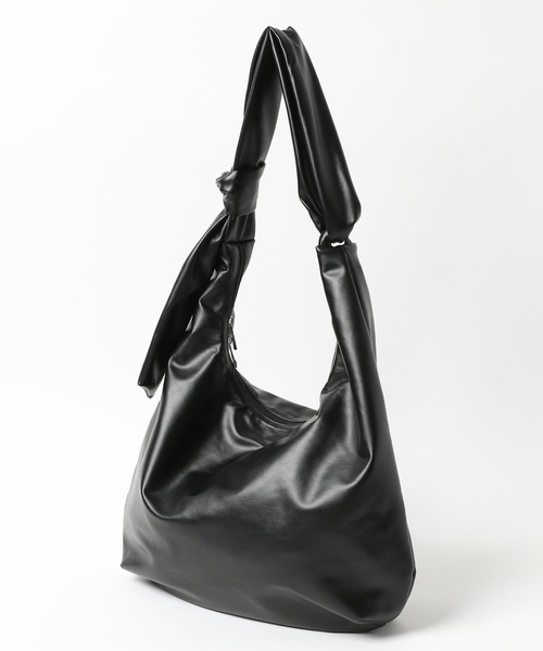 LAKOLE（ラコレ）の「フェイクレザーワンノットハンドルショルダーバッグ / 907772（ショルダーバッグ・レディース・シルバー/ブラック/サンドグレー・FREE）」の20枚目の写真