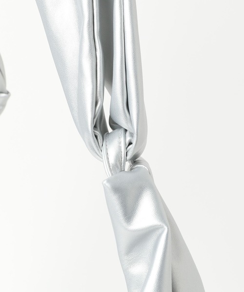 LAKOLE（ラコレ）の「フェイクレザーワンノットハンドルショルダーバッグ / 907772（ショルダーバッグ・レディース・シルバー/ブラック/サンドグレー・FREE）」の9枚目の写真