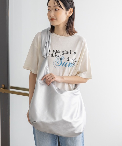 LAKOLE（ラコレ）の「フェイクレザーワンノットハンドルショルダーバッグ / 907772（ショルダーバッグ・レディース・シルバー/ブラック/サンドグレー・FREE）」の12枚目の写真