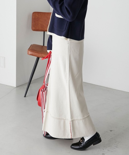 BONLECILL（ボンルシール）の「カラーステッチロールアップハイウエストデニムスカート（デニムスカート・レディース・ネイビー/アイボリー/ブルー/ブラック・FREE）」の19枚目の写真