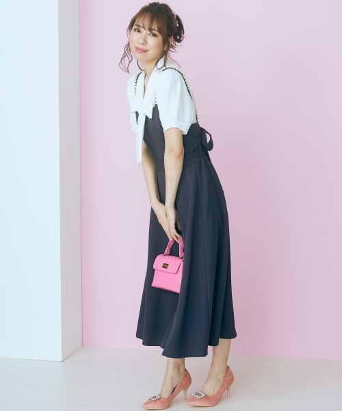 marun(マルン)の「<大きいサイズ> 肩ひもパール調パーツ付きキャミワンピース marun(ワンピース・レディース・ダークネイビー/ピンク/ベージュ・3L/4L/5L/L/LL)」の2枚目の写真