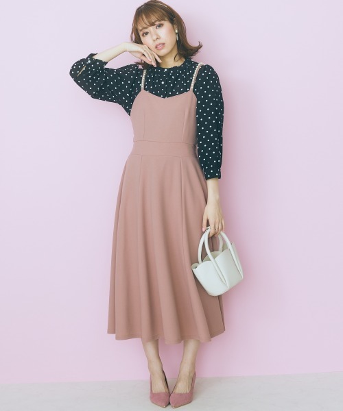 marun(マルン)の「<大きいサイズ> 肩ひもパール調パーツ付きキャミワンピース marun(ワンピース・レディース・ダークネイビー/ピンク/ベージュ・3L/4L/5L/L/LL)」の8枚目の写真