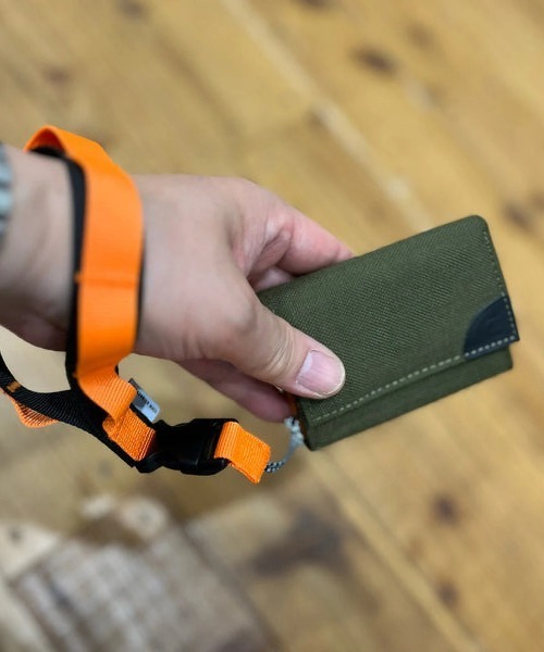 WEEKEND(ER)（ウィークエンダー）の「WEEKEND(ER)/ ウィークエンダー　CONNECT BELT 2nd（スマホグッズ・レディース・ベージュ/ブラック/オレンジ・FREE）」の8枚目の写真