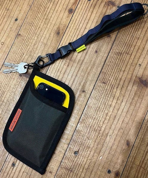 WEEKEND(ER)（ウィークエンダー）の「WEEKEND(ER)/ ウィークエンダー　CONNECT BELT 2nd（スマホグッズ・レディース・ベージュ/ブラック/オレンジ・FREE）」の13枚目の写真