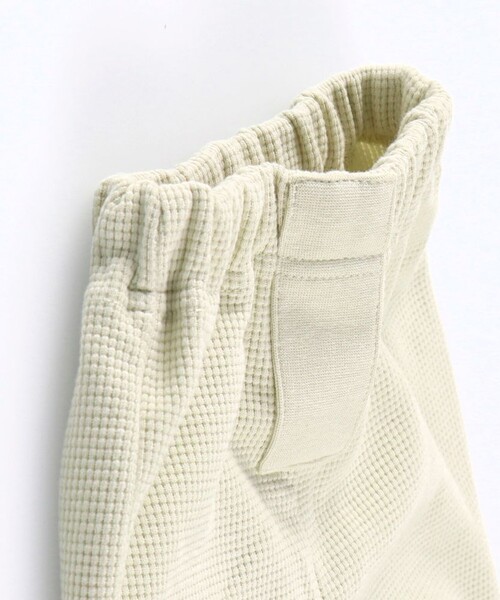BRANSHES(ブランシェス)の「【WEB限定/ベビー/綿100%やわらかワッフル】ロングパンツ(その他ベビーウェア・キッズ・アイボリー/グレイッシュベージュ/ライトピンク/ピンク・80/70)」の12枚目の写真