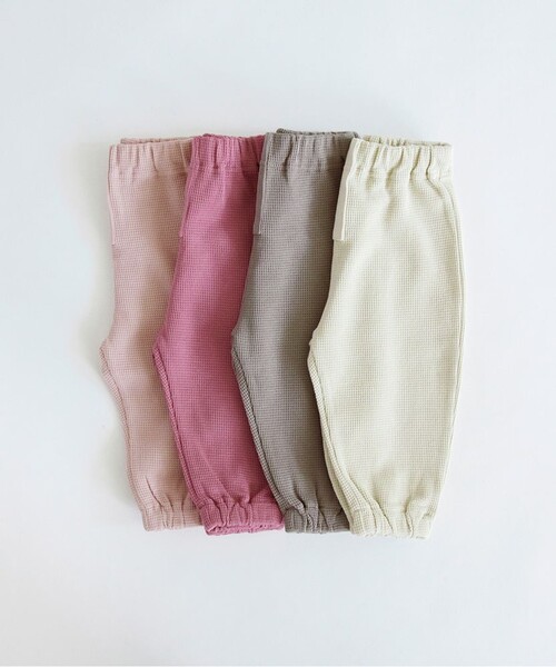 BRANSHES(ブランシェス)の「【WEB限定/ベビー/綿100%やわらかワッフル】ロングパンツ(その他ベビーウェア・キッズ・アイボリー/グレイッシュベージュ/ライトピンク/ピンク・80/70)」の8枚目の写真