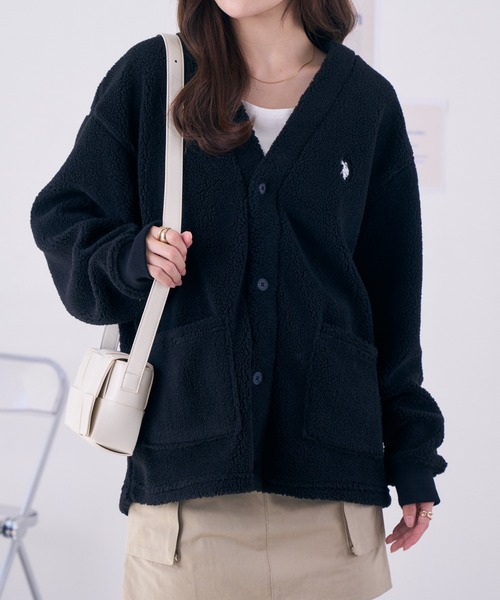 U.S. POLO ASSN.（ユーエスポロアッスン）の「U.S. POLO ASSN. ボアフリースカーディガン PLM33313（カーディガン/ボレロ・レディース・ベージュ/ネイビー/ブラック・M）」の12枚目の写真