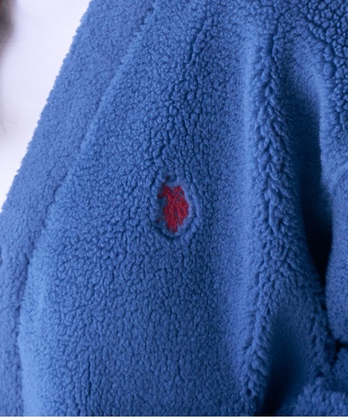 U.S. POLO ASSN.（ユーエスポロアッスン）の「U.S. POLO ASSN. ボアフリースカーディガン PLM33313（カーディガン/ボレロ・レディース・ベージュ/ネイビー/ブラック・M）」の7枚目の写真