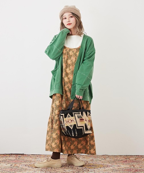 CUBE SUGAR（キューブシュガー）の「ミニ裏毛スウェットVネックカーディガン（カーディガン/ボレロ・レディース・グリーン/スミクロ/オレンジ/オートミール・M）」の8枚目の写真