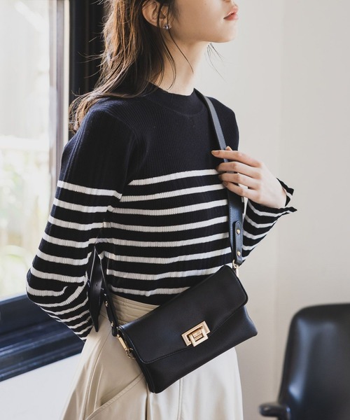 Andemiu（アンデミュウ）の「スクエアボディバッグ984597（ショルダーバッグ・レディース・ブラック/アイボリー/ブラウン/ホワイト・FREE）」の4枚目の写真