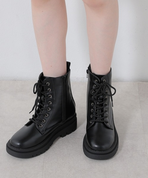 Honeys（ハニーズ）の「厚底レースアップブーツ（ブーツ・レディース・ブラック系その他2/ブラック系その他・M/L/LL/S）」の2枚目の写真