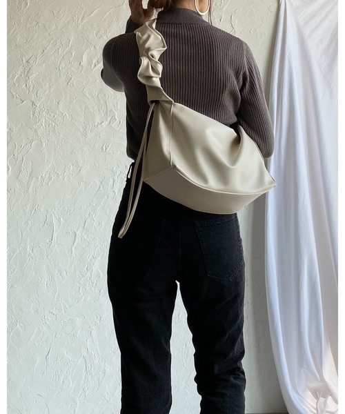 loopool #022 Shirring gather Bag ギャザーバッグ loopool #022 Shirring gather Bag ギャザーバッグ - メルカリ
