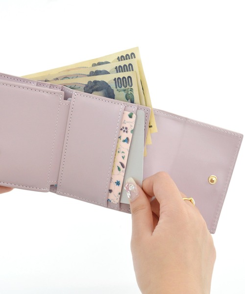 ALTROSE（アルトローズ）の「三つ折り財布 ミニウォレット ボックスコイン クロコ ミニ財布 ジョアンナ（財布・レディース・ピンク/ホワイト/ブラック・FREE）」の10枚目の写真