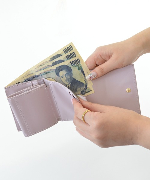 ALTROSE（アルトローズ）の「三つ折り財布 ミニウォレット ボックスコイン クロコ ミニ財布 ジョアンナ（財布・レディース・ピンク/ホワイト/ブラック・FREE）」の12枚目の写真