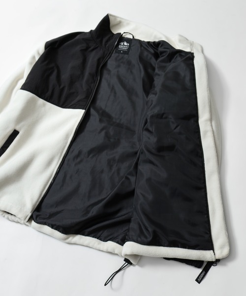 GERRY(ジェリー)の「【GERRY】 ワンポイント ロゴ刺繍 フリース ジャケット(ブルゾン・メンズ・ベージュ/アイボリー/ブラック/グレー・MEDIUM/LARGE/X-LARGE)」の15枚目の写真