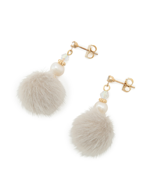 ROPE' PICNIC（ロペピクニック）の「ファー×パールピアス（ピアス（両耳用）・レディース・サックスブルー/ライトグレー/イエロー系その他/キナリ・FREE）」の5枚目の写真