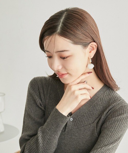 ROPE' PICNIC（ロペピクニック）の「ファー×パールピアス（ピアス（両耳用）・レディース・サックスブルー/ライトグレー/イエロー系その他/キナリ・FREE）」の12枚目の写真