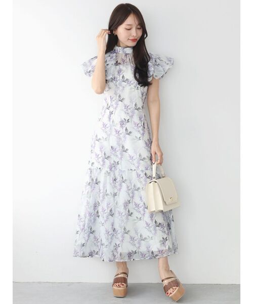 MERCURYDUO（マーキュリーデュオ）の「ウッド調クリアチューブウェッジサンダル（サンダル・レディース・ブラック/クリア/ブラウン/グレー・38/36）」の6枚目の写真