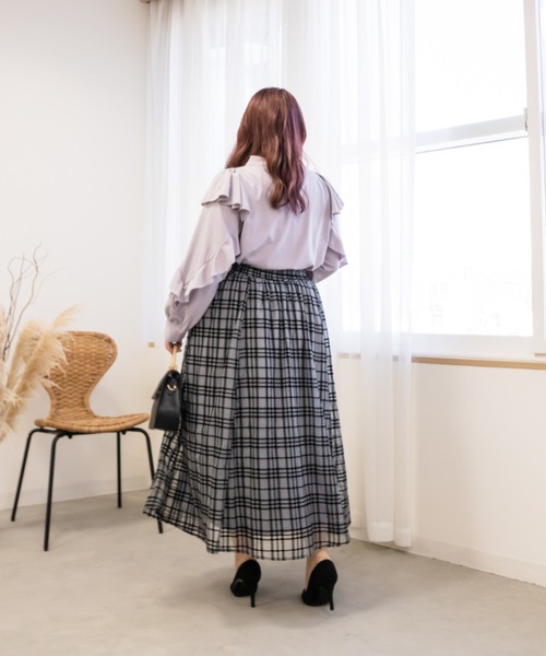 CLETTE(クレット)の「フリル袖プチハイネックブラウス(シャツ/ブラウス・レディース・オフホワイト/ブルー/ラベンダー・4L/3L/LL)」の18枚目の写真