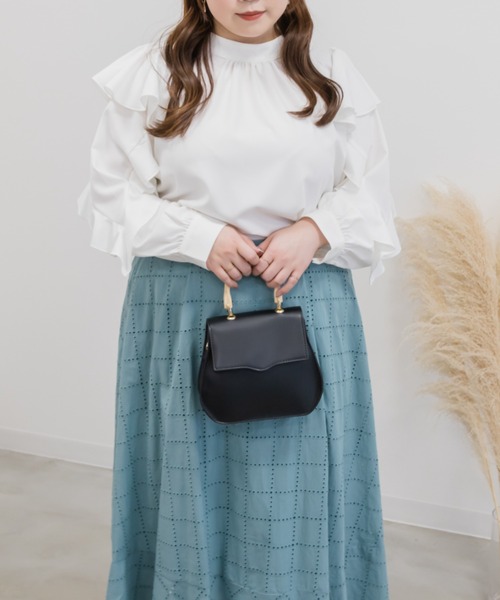 CLETTE(クレット)の「フリル袖プチハイネックブラウス(シャツ/ブラウス・レディース・オフホワイト/ブルー/ラベンダー・4L/3L/LL)」の10枚目の写真