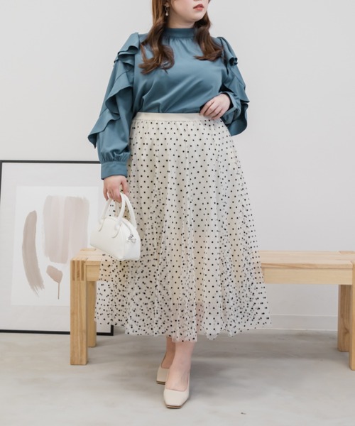 CLETTE(クレット)の「フリル袖プチハイネックブラウス(シャツ/ブラウス・レディース・オフホワイト/ブルー/ラベンダー・4L/3L/LL)」の21枚目の写真