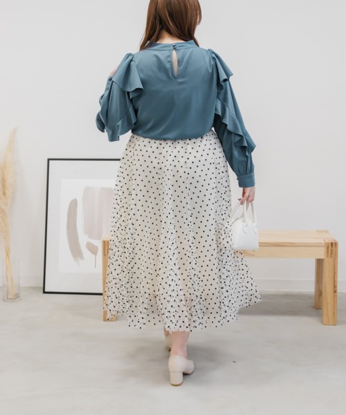 CLETTE(クレット)の「フリル袖プチハイネックブラウス(シャツ/ブラウス・レディース・オフホワイト/ブルー/ラベンダー・4L/3L/LL)」の22枚目の写真