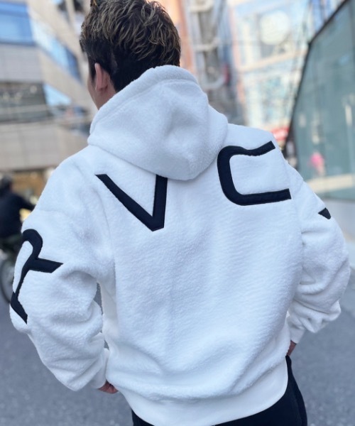 RVCA(ルーカ)の「RVCA メンズ 【AZUL】 RVCA×AZUL FAKE RVCA ZIP HOODIE パーカー【2023年秋冬モデル】/ルーカ×AZULコラボデザインバッグビッグプリントボラジップアップフーディ(パーカー・メンズ・ブラック/ホワイト・FREE)」の6枚目の写真
