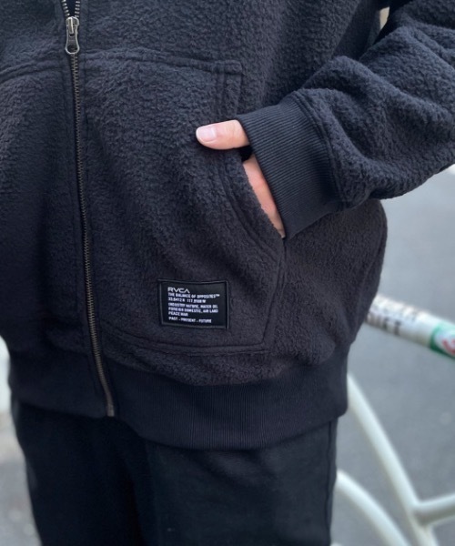 コラボ【RVCA×AZUL】FAKE フーディー★セットアップでも◎ コラボ【RVCA×AZUL】FAKE フーディー☆セットアップでも◎ (RVCA