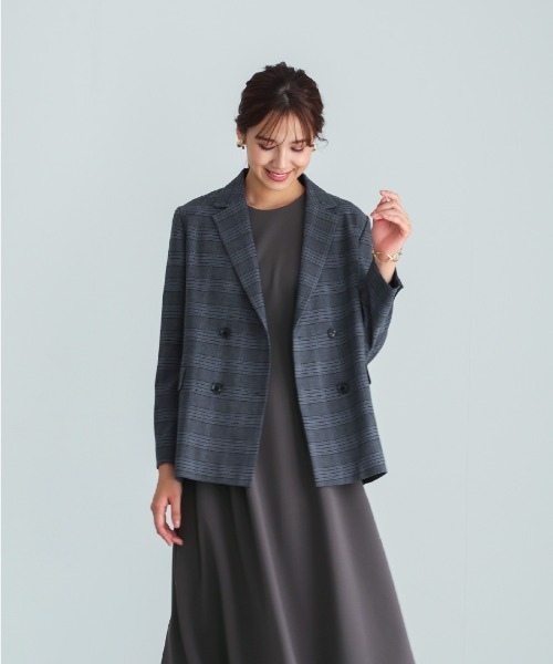 Emilyan（エミリアン）の「洗えて動けるワーママワンピ【手洗いできるハイストレッチジョーゼット】美フレアワンピース（ワンピース・レディース・チャコールグレー/ベージュ/ネイビー/ブラック/グレイッシュベージュ・S/M/L）」の19枚目の写真