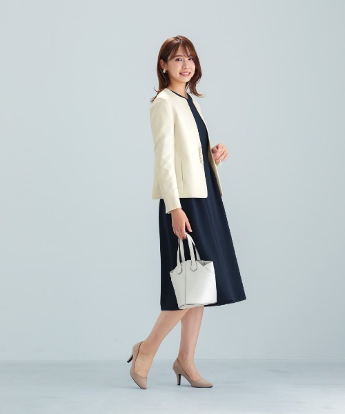 Emilyan（エミリアン）の「洗えて動けるワーママワンピ【手洗いできるハイストレッチジョーゼット】美フレアワンピース（ワンピース・レディース・チャコールグレー/ベージュ/ネイビー/ブラック/グレイッシュベージュ・S/M/L）」の14枚目の写真