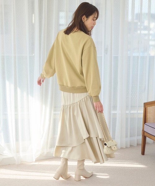Feroux（フェルゥ）の「【セットアイテム】裏毛プルオーバー×ランダムプリーツ スカート（セットアップ・レディース・ネイビー系/ベージュ系・1/2）」の3枚目の写真