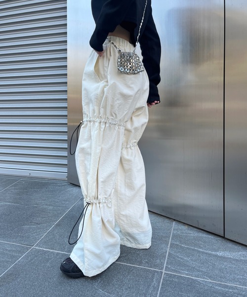 WHO'S WHO gallery(フーズフーギャラリー)の「ドロストデザインパンツ(スラックス・レディース・オフホワイト/シルバー/ブラック/ライトグレー・FREE)」の16枚目の写真