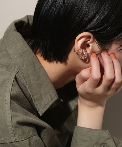 Lilas(リラ)の「【SAMH by LILAS】3ラインカーブカフリング SV(リング・レディース・シルバー・5)」の5枚目の写真