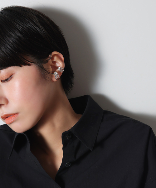 Lilas(リラ)の「【SAMH by LILAS】3ラインカーブカフリング SV(リング・レディース・シルバー・5)」の6枚目の写真