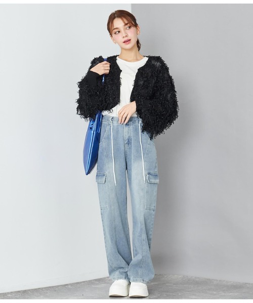 CHILLE(チル)の「フェザーカットニットカーディガン 長袖(カーディガン/ボレロ・レディース・アイボリー/ブラック・FREE)」の11枚目の写真