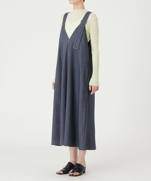 CAST:（キャストコロン）の「【イチオシ】デニムライクジャンパースカート（ジャンパースカート・レディース・ネイビー・M/S）」の4枚目の写真