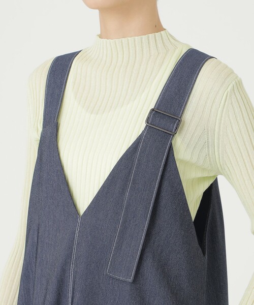 CAST:（キャストコロン）の「【イチオシ】デニムライクジャンパースカート（ジャンパースカート・レディース・ネイビー・M/S）」の6枚目の写真