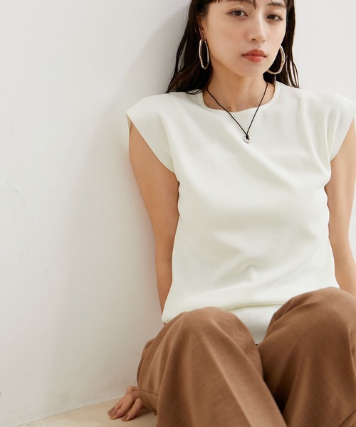 VIS（ビス）の「【前後2WAY】美人スリーブニットプルオーバー【UVケア・接触冷感・洗える】（ニット/セーター・レディース・ブラウン/ホワイト系その他/キナリ/グリーン・FREE）」の3枚目の写真