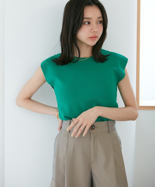 VIS（ビス）の「【前後2WAY】美人スリーブニットプルオーバー【UVケア・接触冷感・洗える】（ニット/セーター・レディース・ブラウン/ホワイト系その他/キナリ/グリーン・FREE）」の5枚目の写真