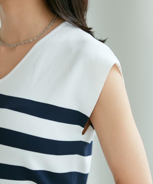 VIS（ビス）の「【前後2WAY】美人スリーブニットプルオーバー【UVケア・接触冷感・洗える】（ニット/セーター・レディース・ブラウン/ホワイト系その他/キナリ/グリーン・FREE）」の15枚目の写真