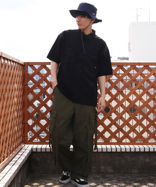 GERRY(ジェリー)の「GERRY 接触冷感 撥水 ストレッチ半袖シャツ ダブル胸ポケット付(シャツ/ブラウス・メンズ・グレイッシュベージュ/ブラック/カーキ・L/LL/M)」の21枚目の写真