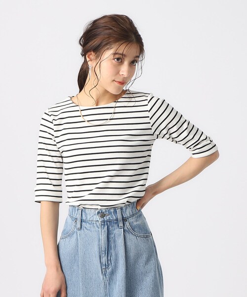 DRESKIP(ドレスキップ)の「◆一枚でもレイヤードでも お袖ロールアップ5分袖Tシャツ(Tシャツ/カットソー・レディース・ライトグレー/オフホワイト/ホワイト系5/ブラック・02/03/04)」の5枚目の写真