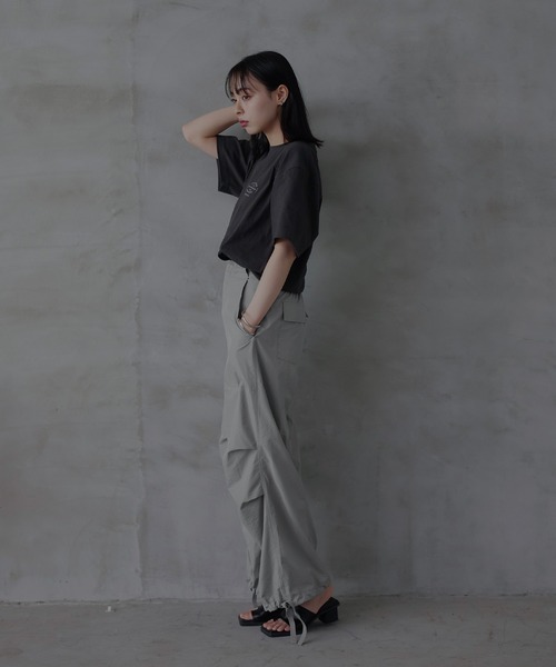 LIAN（リアン）の「カーゴパラシュートパンツ（カーゴパンツ・レディース・ブラック/チャコールグレー/ライトグレー/オフホワイト・FREE）」の22枚目の写真