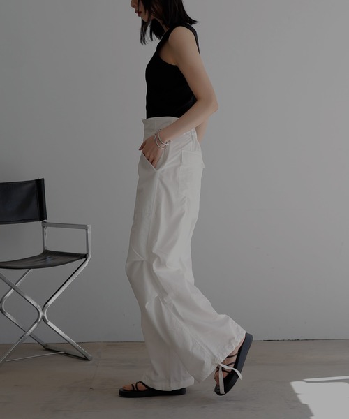 LIAN（リアン）の「カーゴパラシュートパンツ（カーゴパンツ・レディース・ブラック/チャコールグレー/ライトグレー/オフホワイト・FREE）」の7枚目の写真